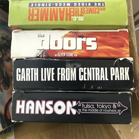 26 Vintage Music VHS Lot! Musicals Concerts Movies Paul McCartney George Jones - Picture 3 of 11